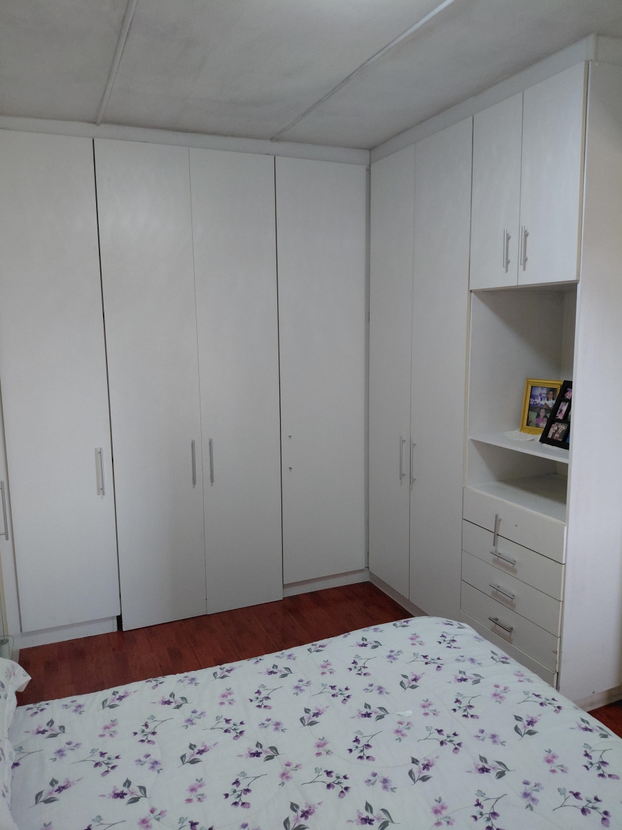 To Let 3 Bedroom Property for Rent in New Orleans Western Cape